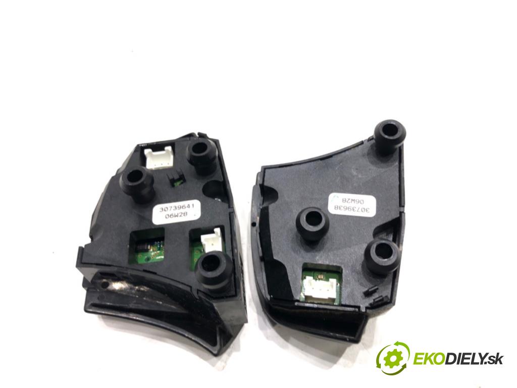 VOLVO V50 Kombi 2006 100 kW 2.0 D 1998 SPÍNAČE: volantu 30739638 30739641