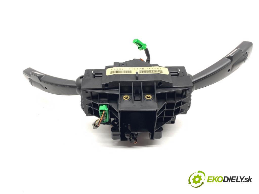 VOLVO V50 Kombi 2006 100 kW 2.0 D 1998 Prepínač kombinovaný P30772250 (Prepínacie páčky pod volantom)