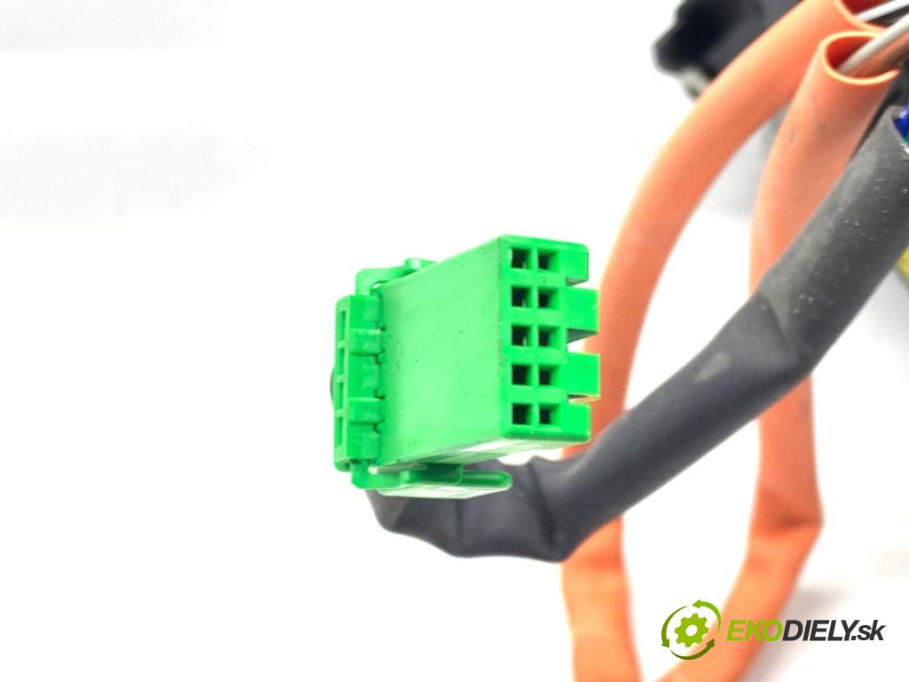 VOLVO V50 Kombi 2006 100 kW 2.0 D 1998 Prepínač kombinovaný P30772250 (Prepínacie páčky pod volantom)