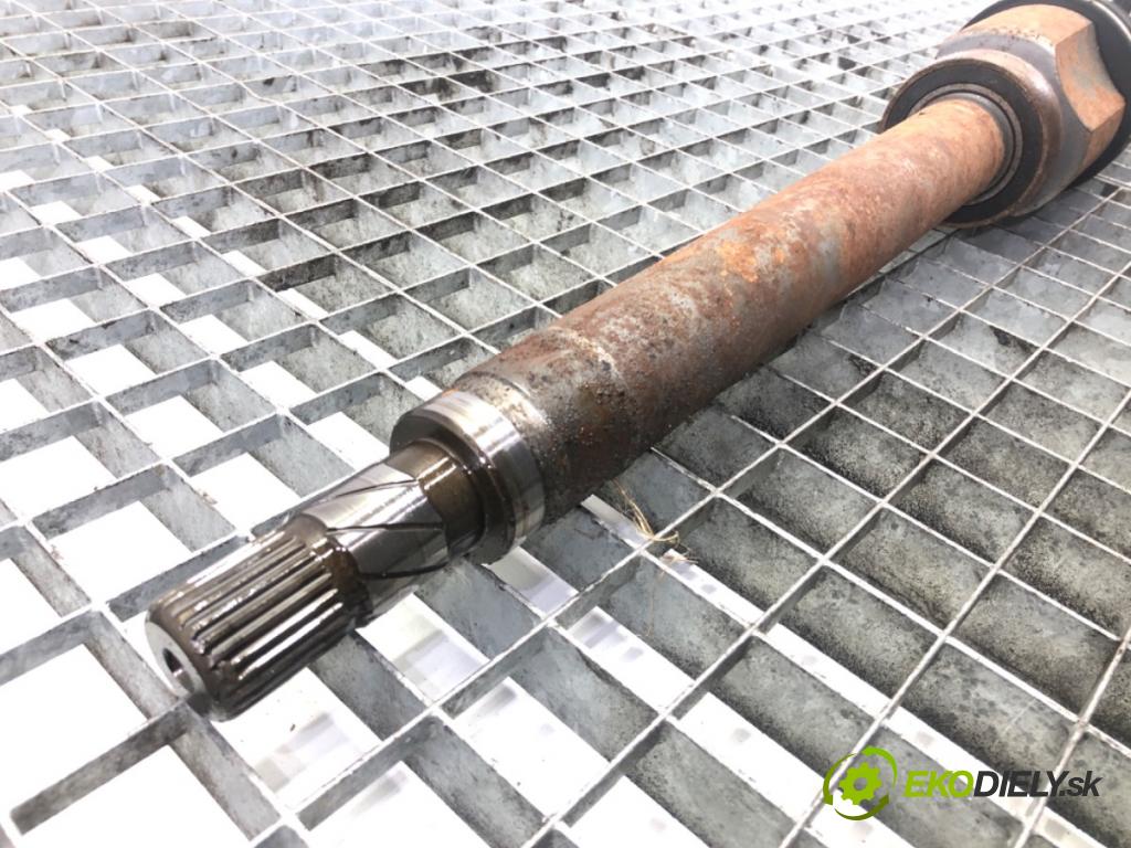 VOLVO V50 Kombi 2006 100 kW 2.0 D 1998 Poloos pravy predný