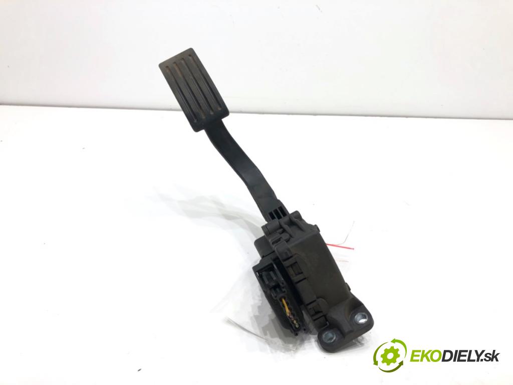 VOLVO V50 Kombi 2006 100 kW 2.0 D 1998 Potenciometer plynu 4M51-9F836-AH (Potenciometer plynového pedálu)