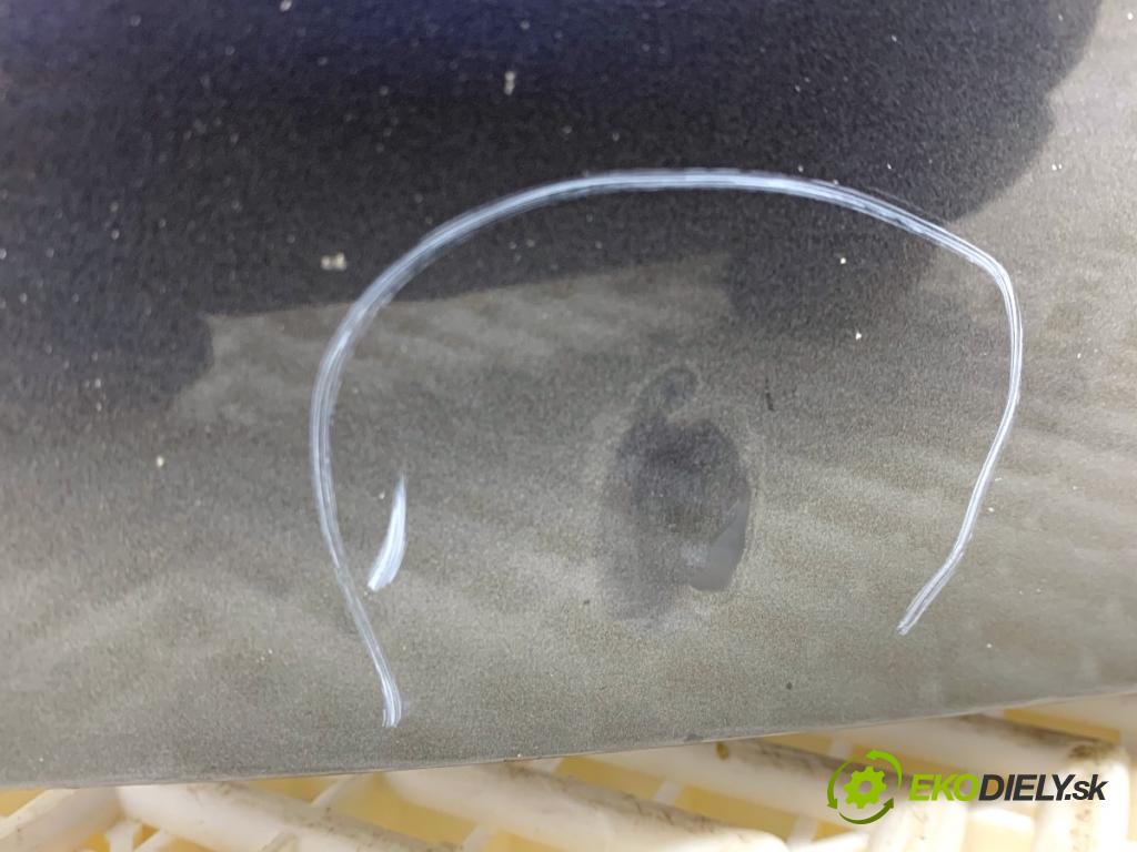 VOLVO V50 Kombi 2006 100 kW 2.0 D 1998 kapota 455-16 (Kapota)