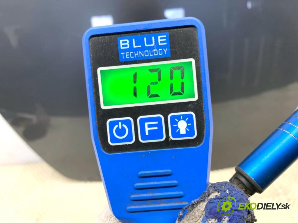 VOLVO V50 Kombi 2006 100 kW 2.0 D 1998 kapota 455-16 (Kapota)