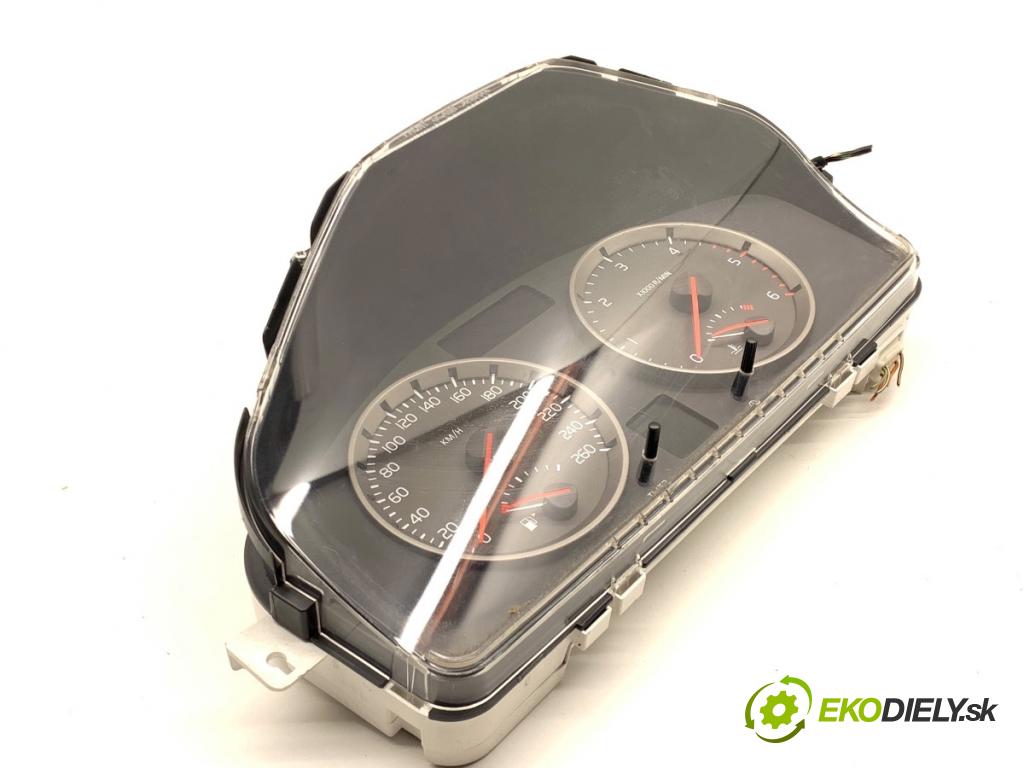 VOLVO V50 Kombi 2006 100 kW 2.0 D 1998 Prístrojovka 30710071 (Prístrojová doska)