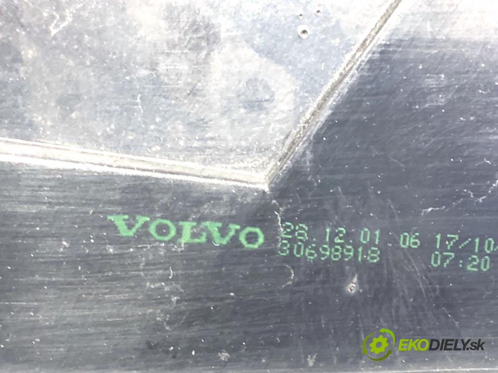 VOLVO V50 Kombi 2006 100 kW 2.0 D 1998 Svetlo ľavy zad