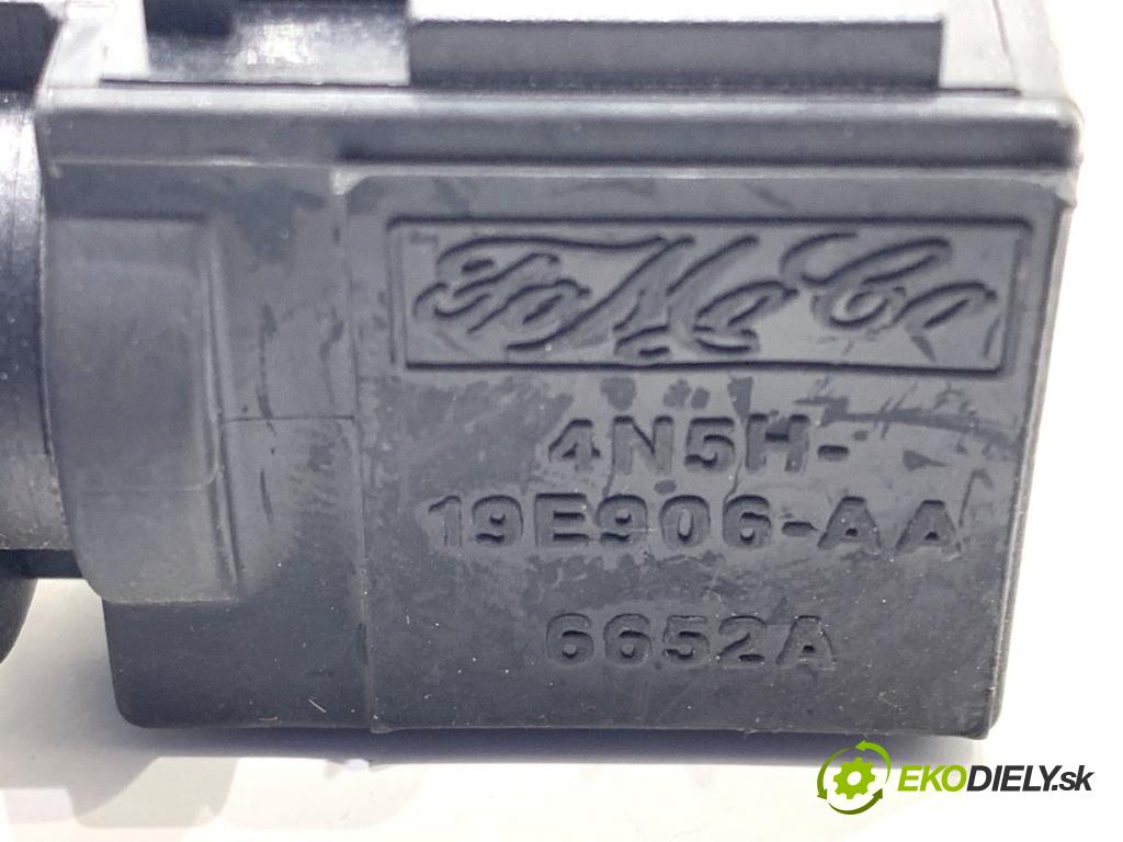 VOLVO V50 Kombi 2006 100 kW 2.0 D 1998 Snímač kvality vzduchu 4N5H-19E906-AA