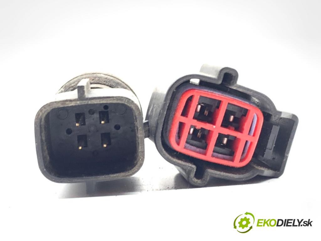 VOLVO V50 Kombi 2006 100 kW 2.0 D 1998 Snímač klimatizácie XS4H-19D594-AA (Snímač klimatizácie)