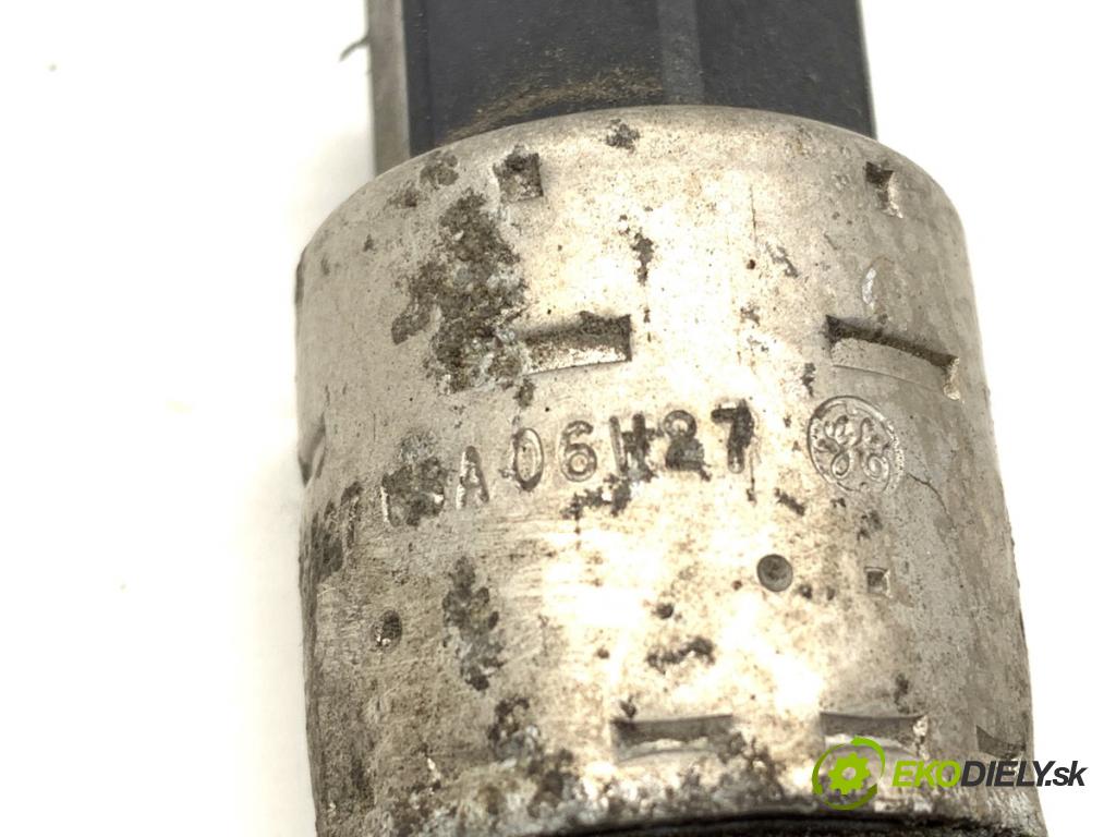 VOLVO V50 Kombi 2006 100 kW 2.0 D 1998 Snímač klimatizácie 30780427 (Snímač klimatizácie)