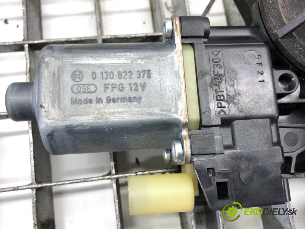 MINI R56 liftback 2007 70 kW One 1397 Mechanizmus okna pravy predný