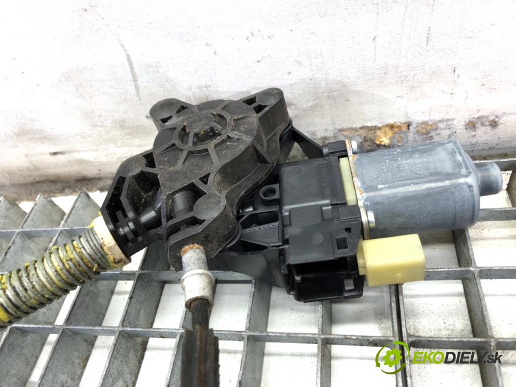 MINI R56 liftback 2007 70 kW One 1397 mechanismus okna levý přední část 2753721