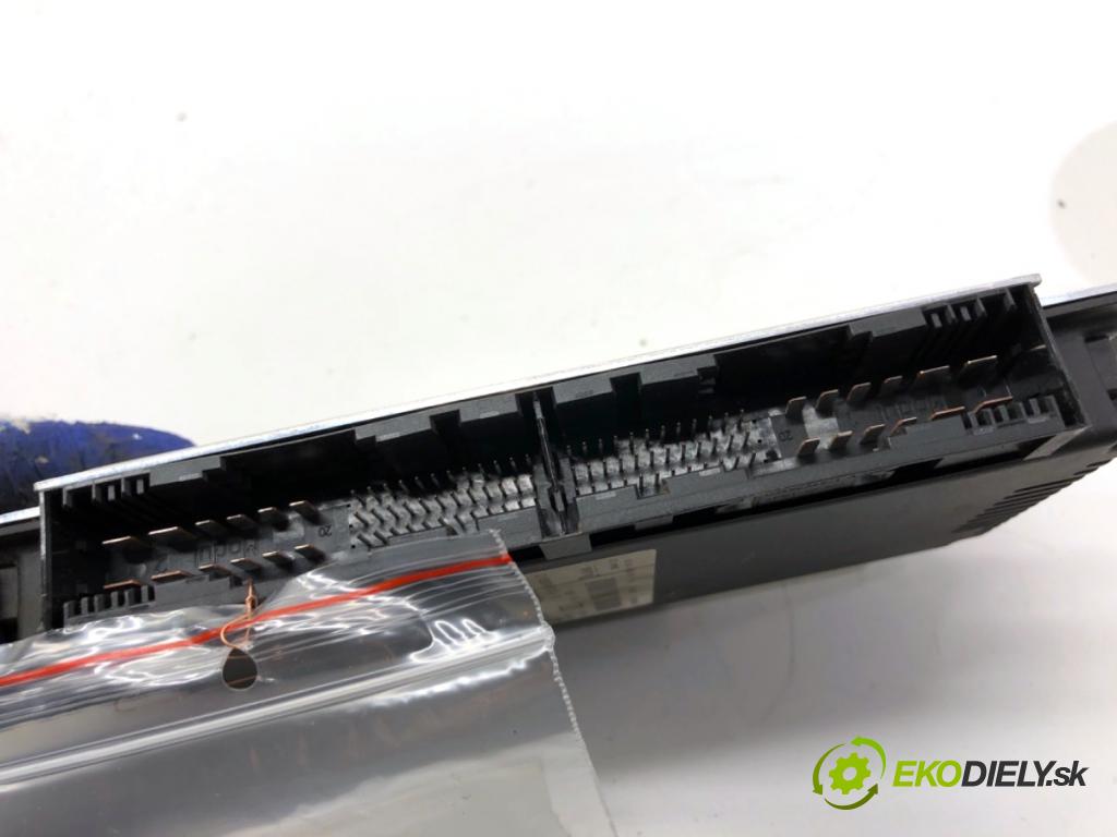 MINI R56 liftback 2007 70 kW One 1397 Modul svetiel 3450979 (Riadiaca jednotka ostatné)