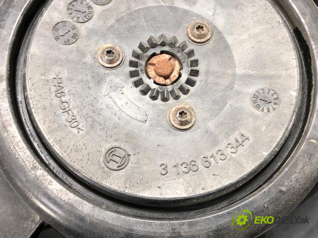 MERCEDES-BENZ X204 SUV 2010 125 kW 220 CDI (204.902) 2143 ventilátor chladiče 3136613344 (Ventilátor)