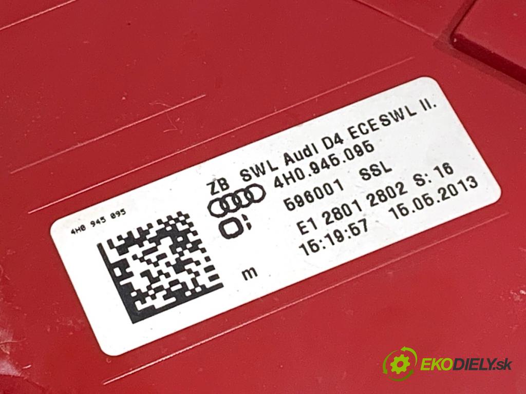 AUDI A8 D4 sedan 2011 258 kW 4.2 TDI quattro 4134 Svetlo ľavy zad 4H0945095