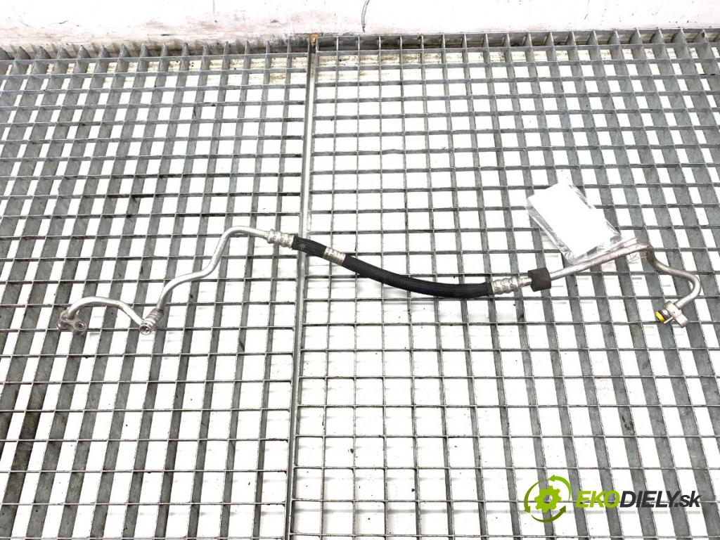 MERCEDES-BENZ X204 SUV 2010 125 kW 220 CDI (204.902) 2143 rúrka klimatizace A2048301516 (Trubka klimatizace)