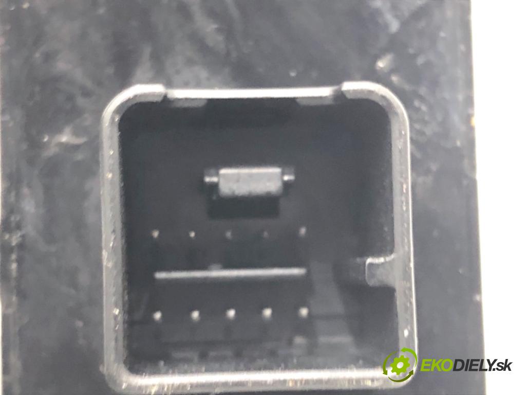 VW TOURAN nadwozie wielkoprzestrzenne (MPV) 2005 103 kW 2.0 TDI 1968 Prepínač okien 1K4959857 (Prepínacie páčky pod volantom)