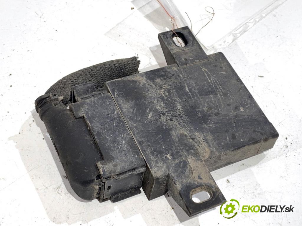 AUDI A8 D4 sedan 2011 258 kW 4.2 TDI quattro 4134 Modul pumpy paliva 4H0906093D