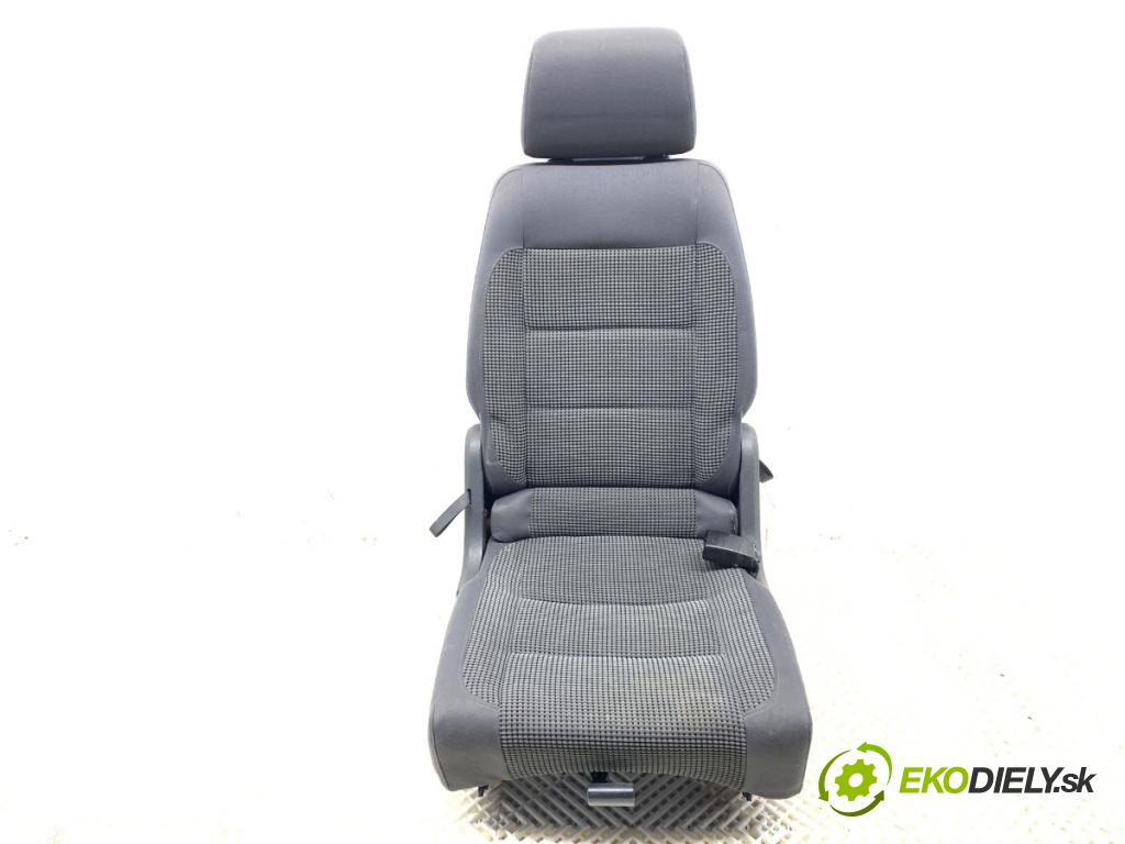 VW TOURAN nadwozie wielkoprzestrzenne (MPV) 2005 103 kW 2.0 TDI 1968 Sedadlo zad 