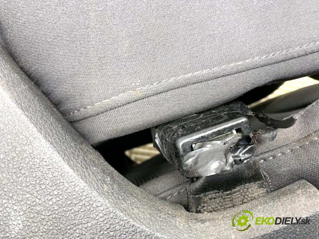 VW TOURAN nadwozie wielkoprzestrzenne (MPV) 2005 103 kW 2.0 TDI 1968 Sedadlo zad