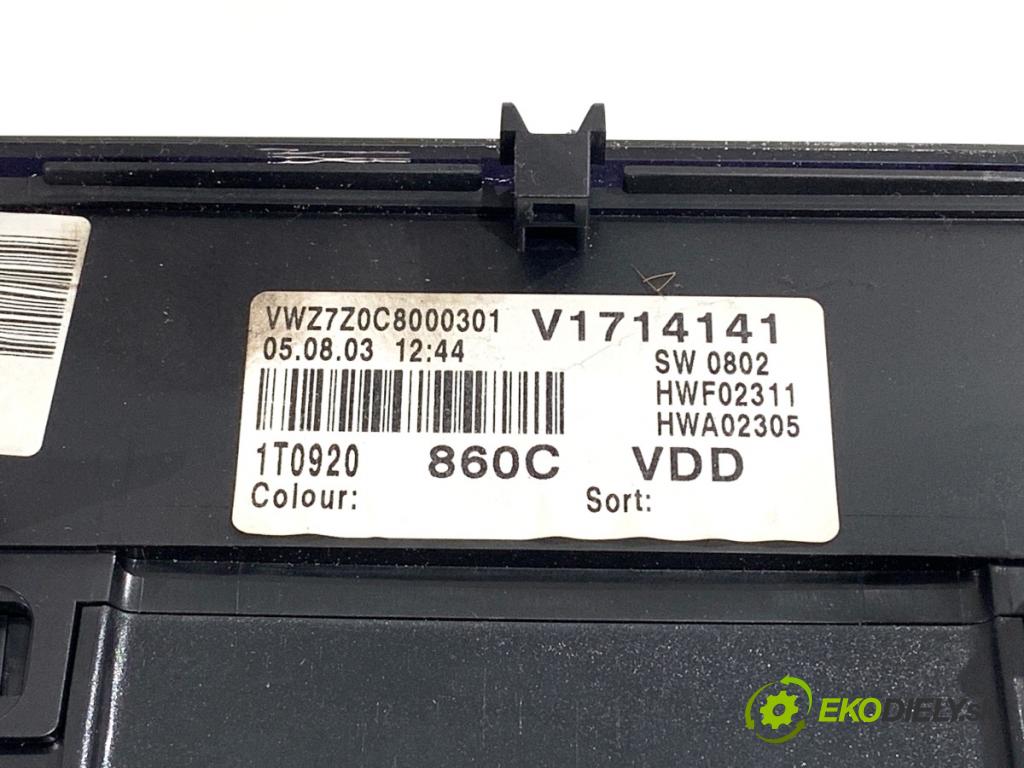VW TOURAN nadwozie wielkoprzestrzenne (MPV) 2003 74 kW 1.9 TDI 1896 Prístrojovka 1T0920860C (Prístrojová doska)