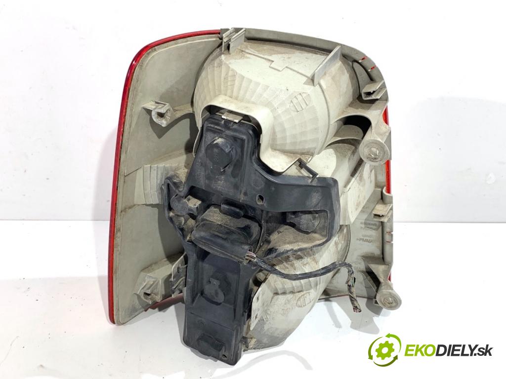 VW TOURAN nadwozie wielkoprzestrzenne (MPV) 2003 74 kW 1.9 TDI 1896 Svetlo pravy zad 1T0945096G