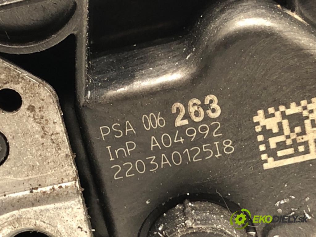 PEUGEOT 508 I sedan 2013 120 kW 2.0 HDi 1997 zámok Dvere pravy zad 006263