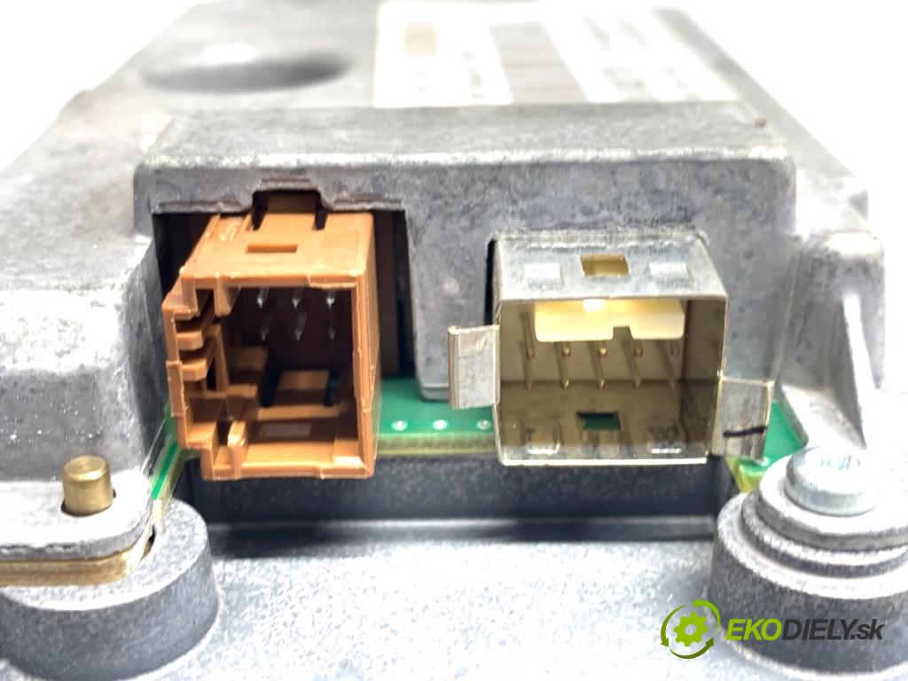 PEUGEOT 508 I sedan 2013 120 kW 2.0 HDi 1997 Dislpej 9804376180 (Prístrojová doska)