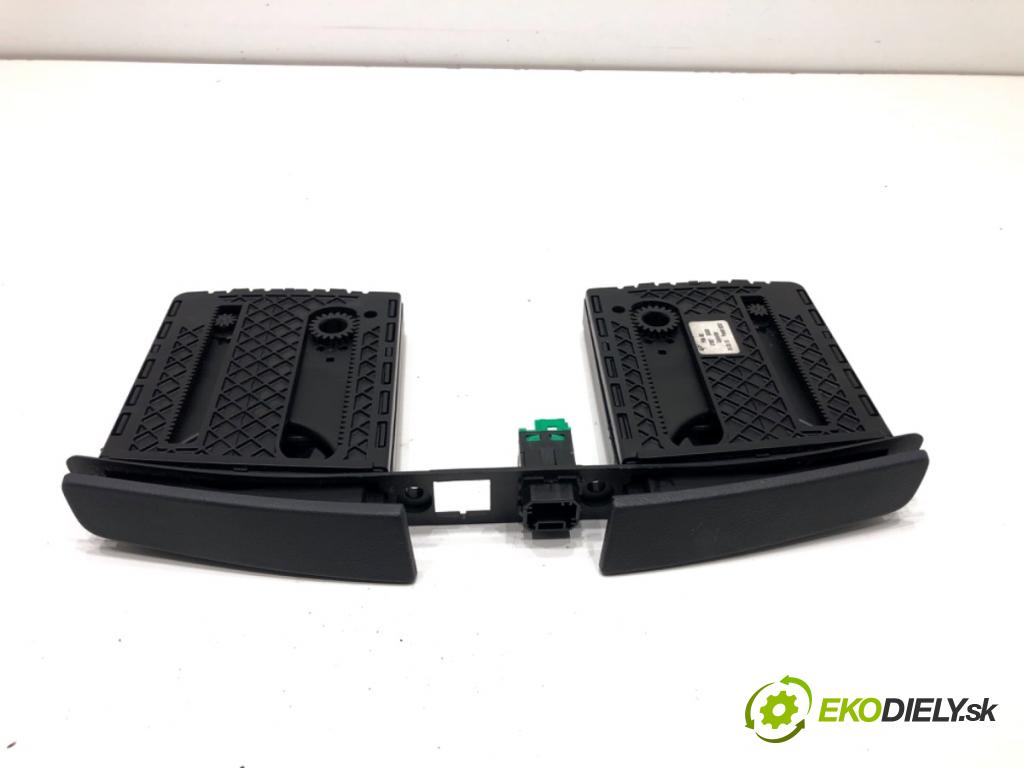 PEUGEOT 508 I sedan 2013 120 kW 2.0 HDi 1997 Držiak na nápoje  (Držiak (úchyt) na nápoje)