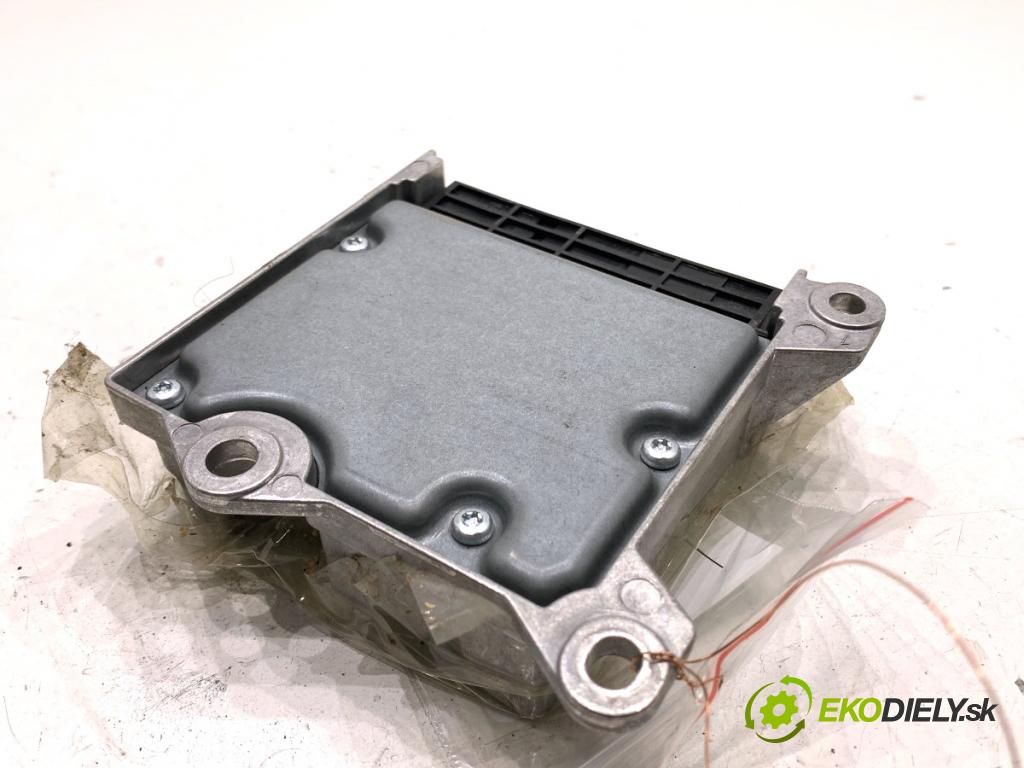 PEUGEOT 508 I sedan 2013 120 kW 2.0 HDi 1997 senzor airbag 9678656380 (Snímač)