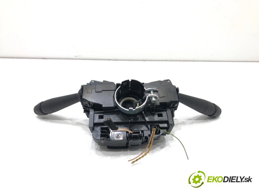 PEUGEOT 508 I sedan 2013 120 kW 2.0 HDi 1997 Prepínač kombinovaný 98000241ZD (Prepínacie páčky pod volantom)