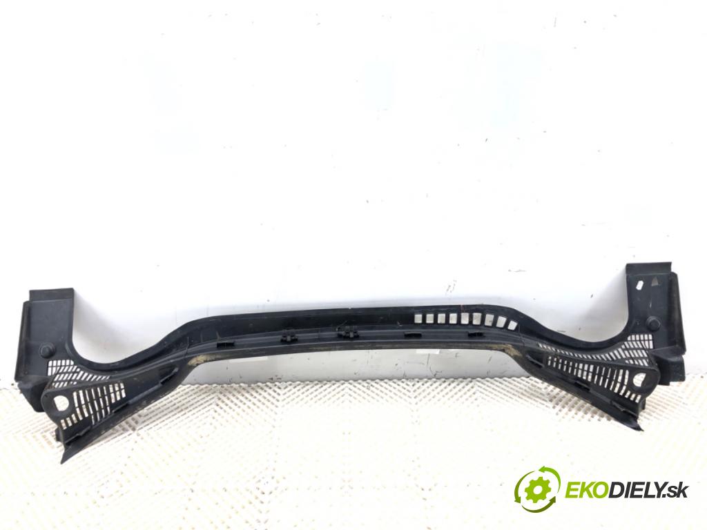 PEUGEOT 508 I sedan 2013 120 kW 2.0 HDi 1997 Torpédo, plast pod čelné okno 9686532780 (Torpédo (plast pod čelným sklom))