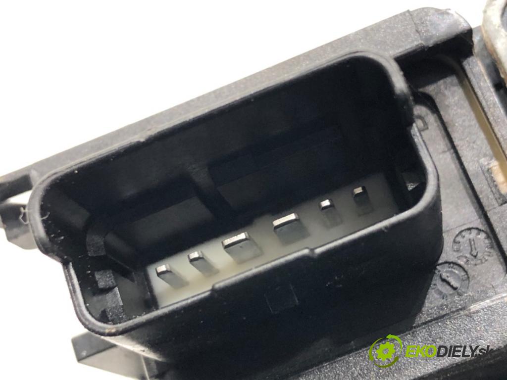 PEUGEOT 508 I sedan 2013 120 kW 2.0 HDi 1997 Mechanizmus okna pravy zad 9688808380