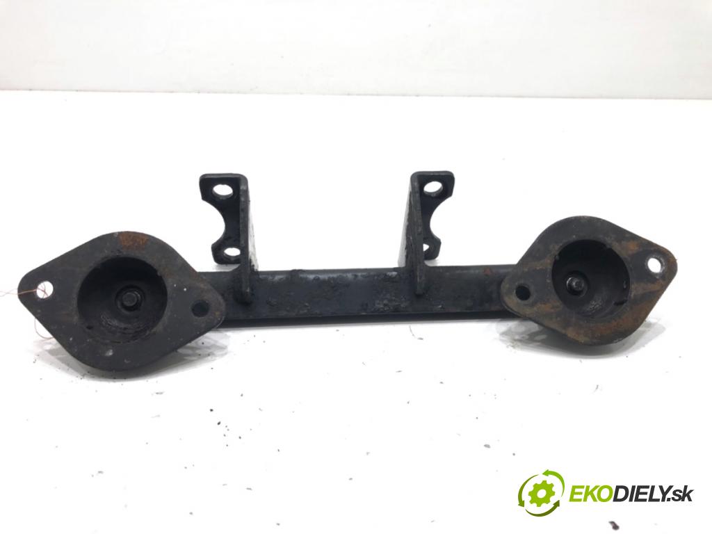 AIXAM A741 liftback 2006 4 kW 0.4 D 400 Držiak Motor