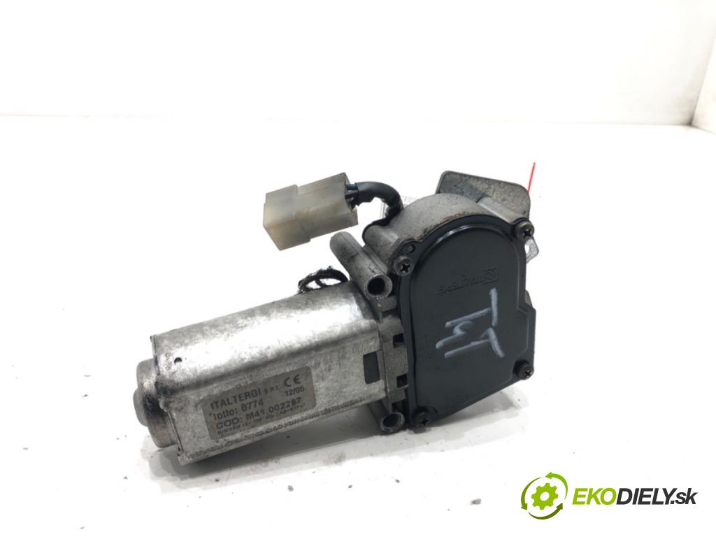 AIXAM A741 liftback 2006 4 kW 0.4 D 400 Motor stieračov zad