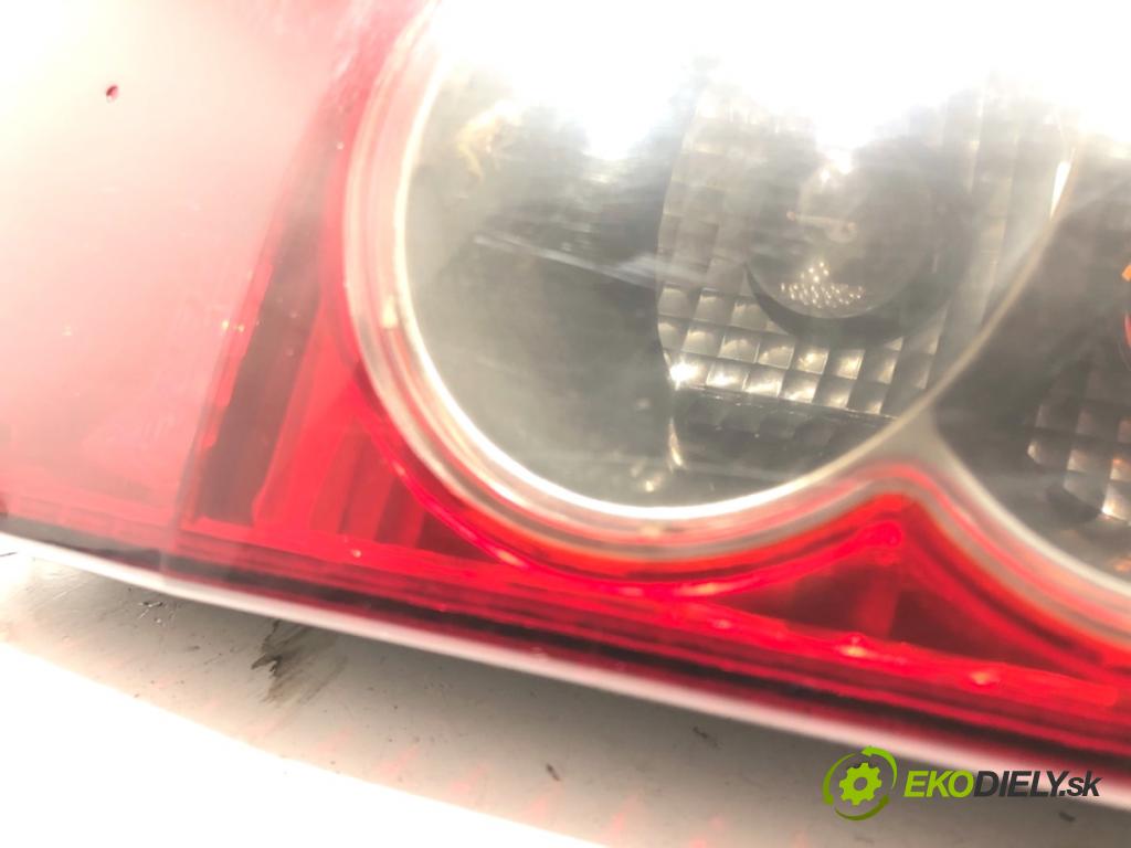 AIXAM A741 liftback 2006 4 kW 0.4 D 400 Svetlo ľavy zad