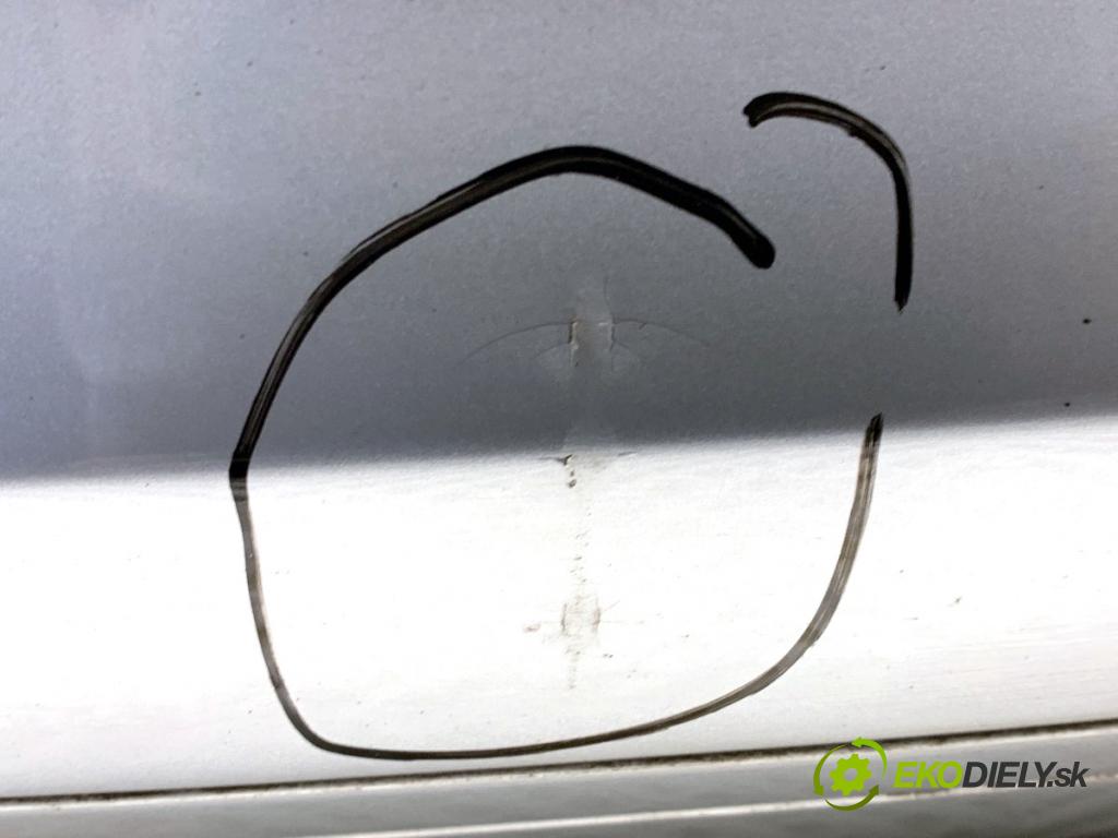 VW GOLF VI Kombi 2012 77 kW 1.6 TDI 1598 Nárazník zad  (Kľučka dverí ostatné)