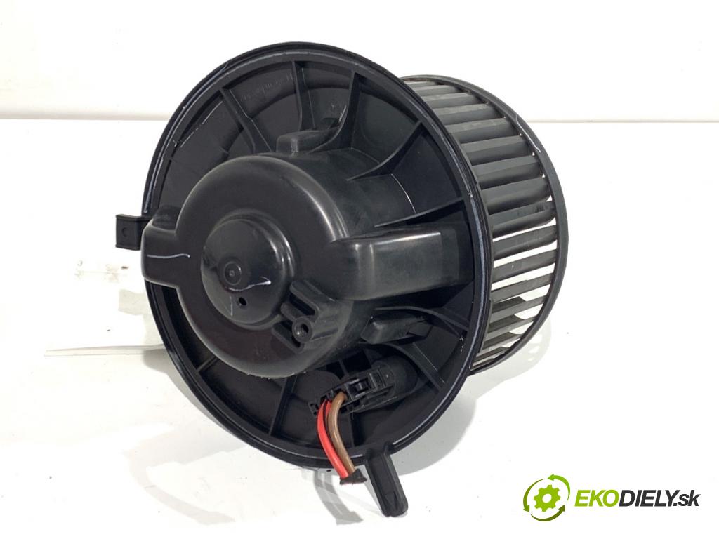 VW GOLF VI Kombi 2012 77 kW 1.6 TDI 1598 ventilátor kúrenia 1K1819015C