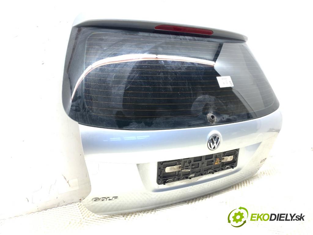 VW GOLF VI Kombi 2012 77 kW 1.6 TDI 1598 kapota zad