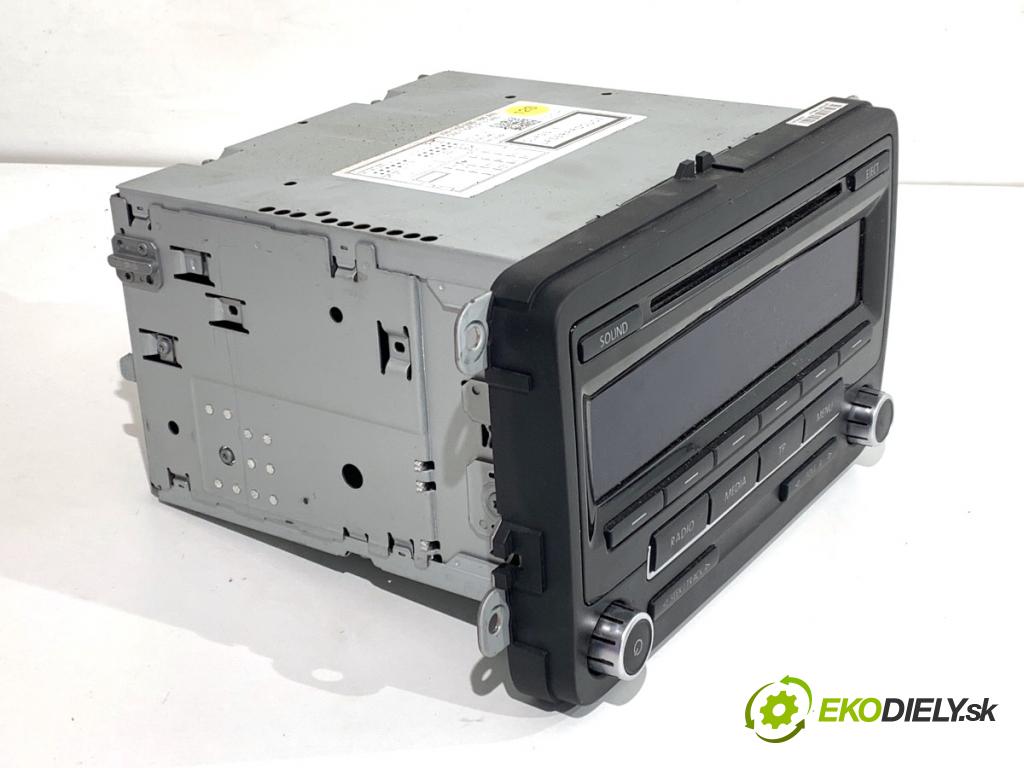 VW GOLF VI Kombi 2012 77 kW 1.6 TDI 1598 RADIO 1K0035186AN (Audio zariadenie)