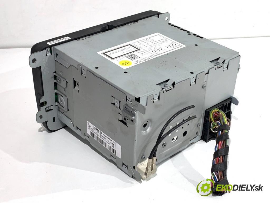 VW GOLF VI Kombi 2012 77 kW 1.6 TDI 1598 RADIO 1K0035186AN (Audio zariadenie)