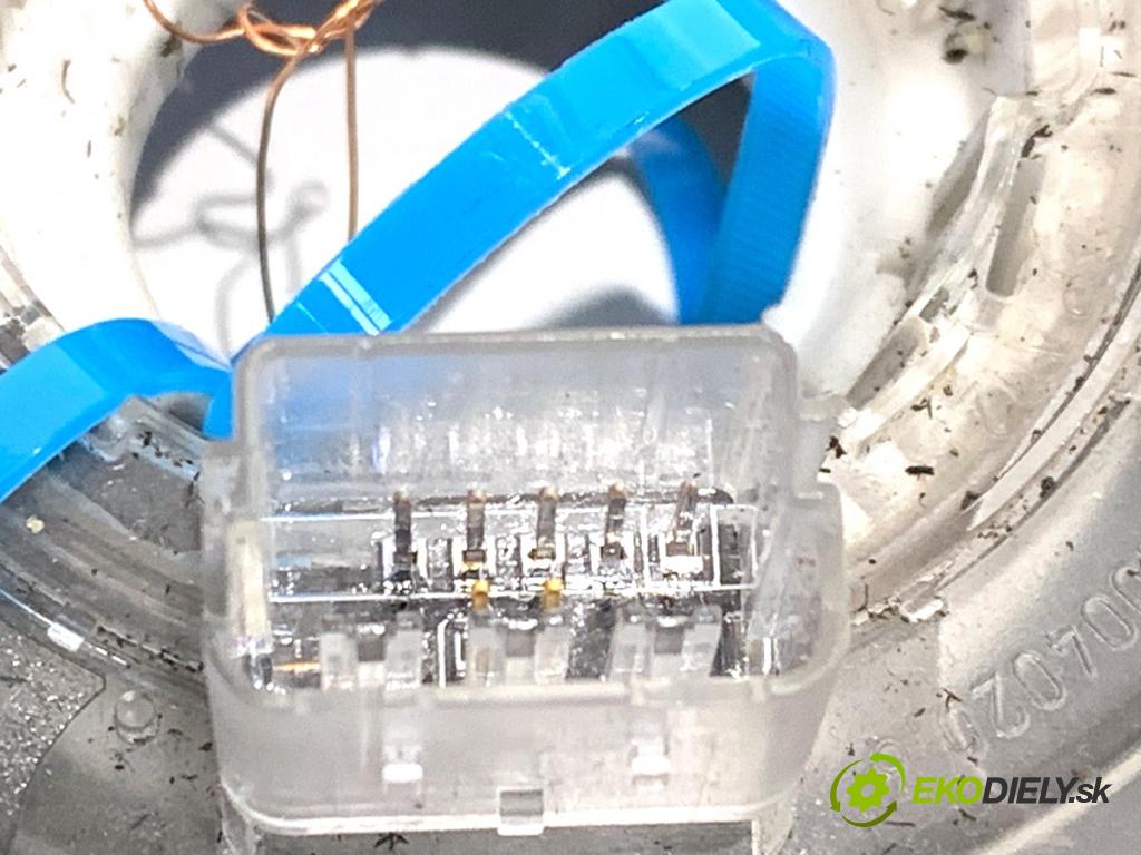 VW GOLF VI Kombi 2012 77 kW 1.6 TDI 1598 Krúžok, slimák airbag  (Airbag)