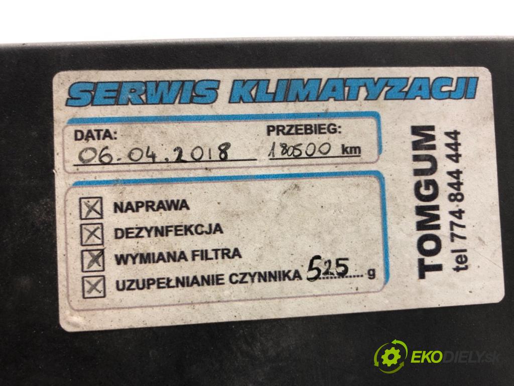 VW GOLF VI Kombi 2012 77 kW 1.6 TDI 1598 skříňka poistková 1K0937132F (Pojistková skříňka)