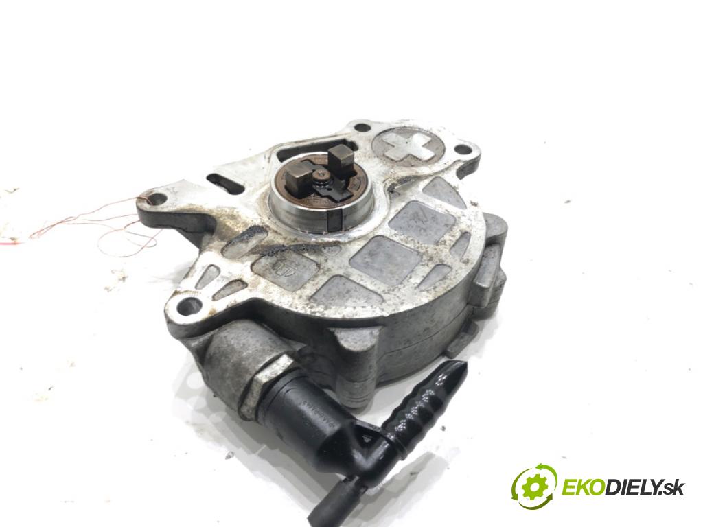 VW GOLF VI Kombi 2012 77 kW 1.6 TDI 1598 Pumpa vákuová 03L145100G