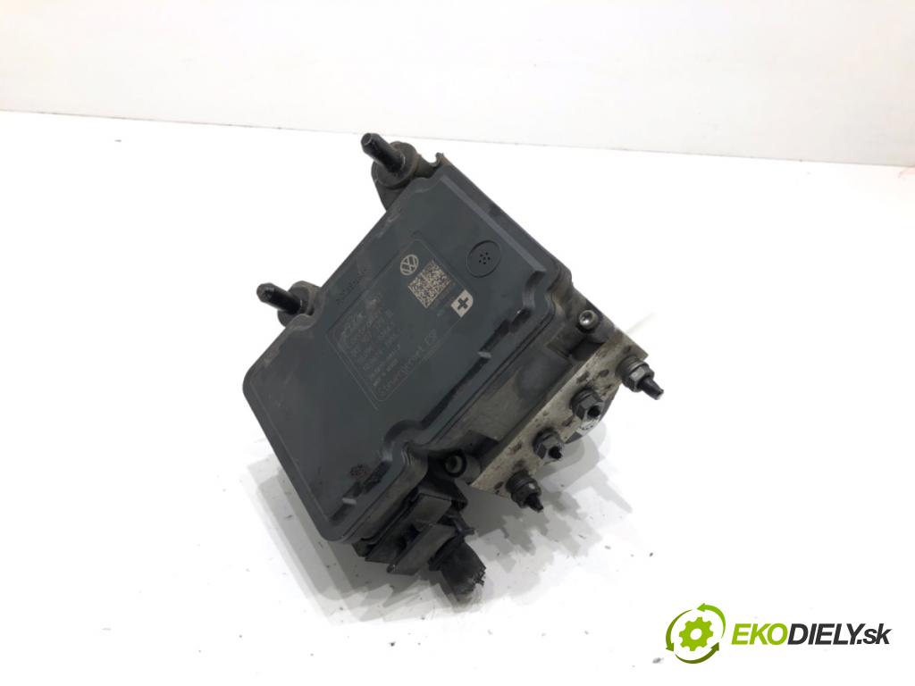 VW GOLF VI Kombi 2012 77 kW 1.6 TDI 1598 Pumpa ABS 1K0907379BL (Pumpa ABS)