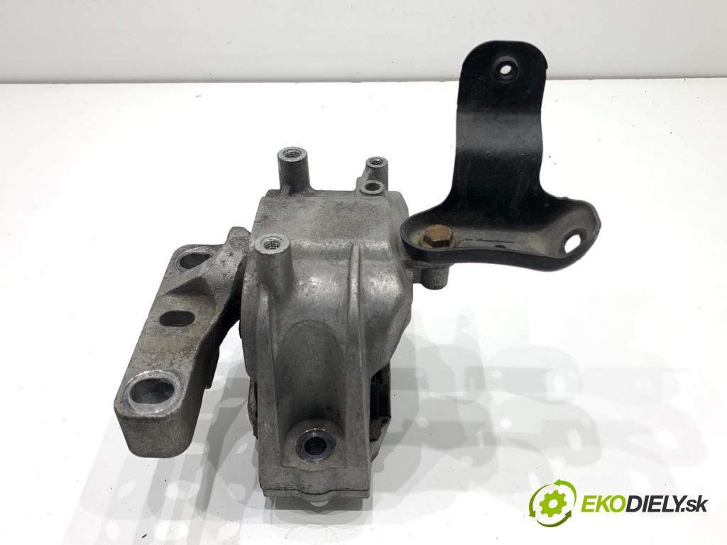 VW GOLF VI Kombi 2012 77 kW 1.6 TDI 1598 AirBag Motor ľavy 1K0199262CN