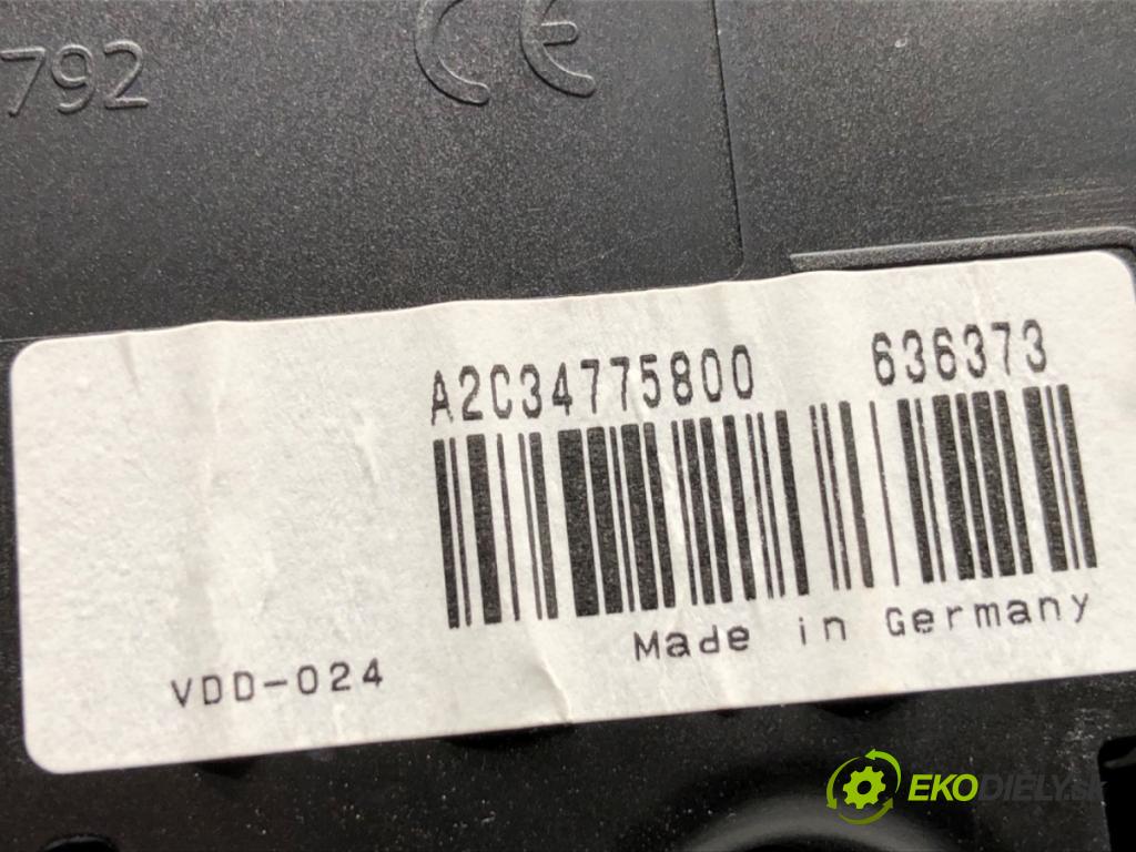 VW GOLF VI Kombi 2012 77 kW 1.6 TDI 1598 Prístrojovka 5K0920873A (Prístrojová doska)