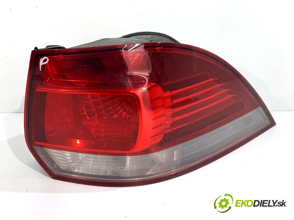 VW GOLF VI Kombi 2012 77 kW 1.6 TDI 1598 Svetlo pravy zad 1K9945096G