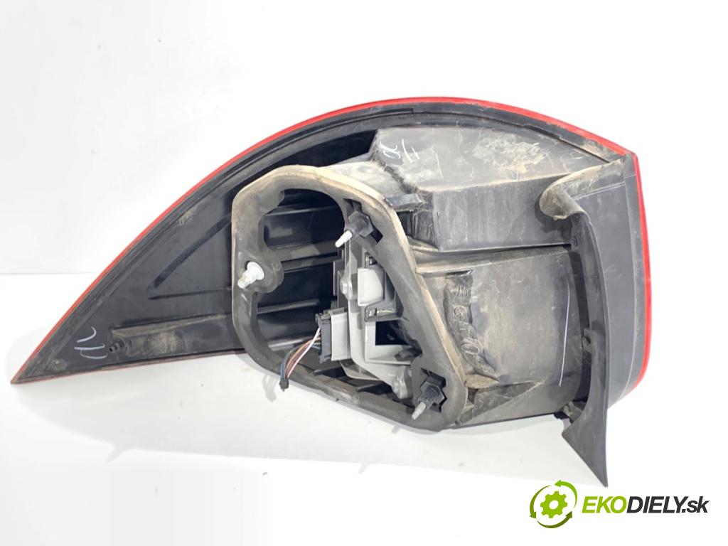 VW GOLF VI Kombi 2012 77 kW 1.6 TDI 1598 Svetlo pravy zad 1K9945096G
