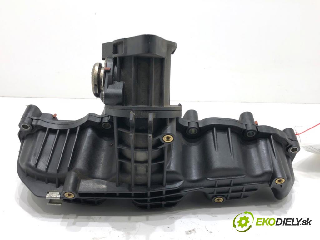 VW GOLF VI Kombi 2012 77 kW 1.6 TDI 1598 potrubí sání 03L129711AL (Sací potrubí)