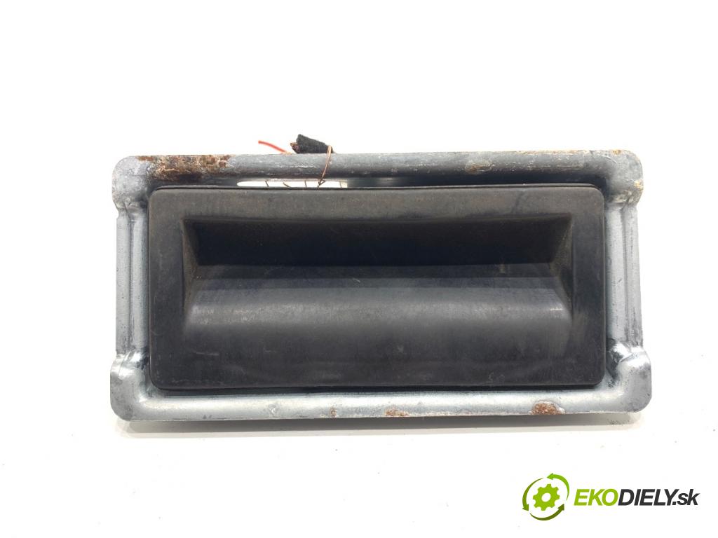 VW GOLF VI Kombi 2012 77 kW 1.6 TDI 1598 Kľučka dverí zad 3C9827229C