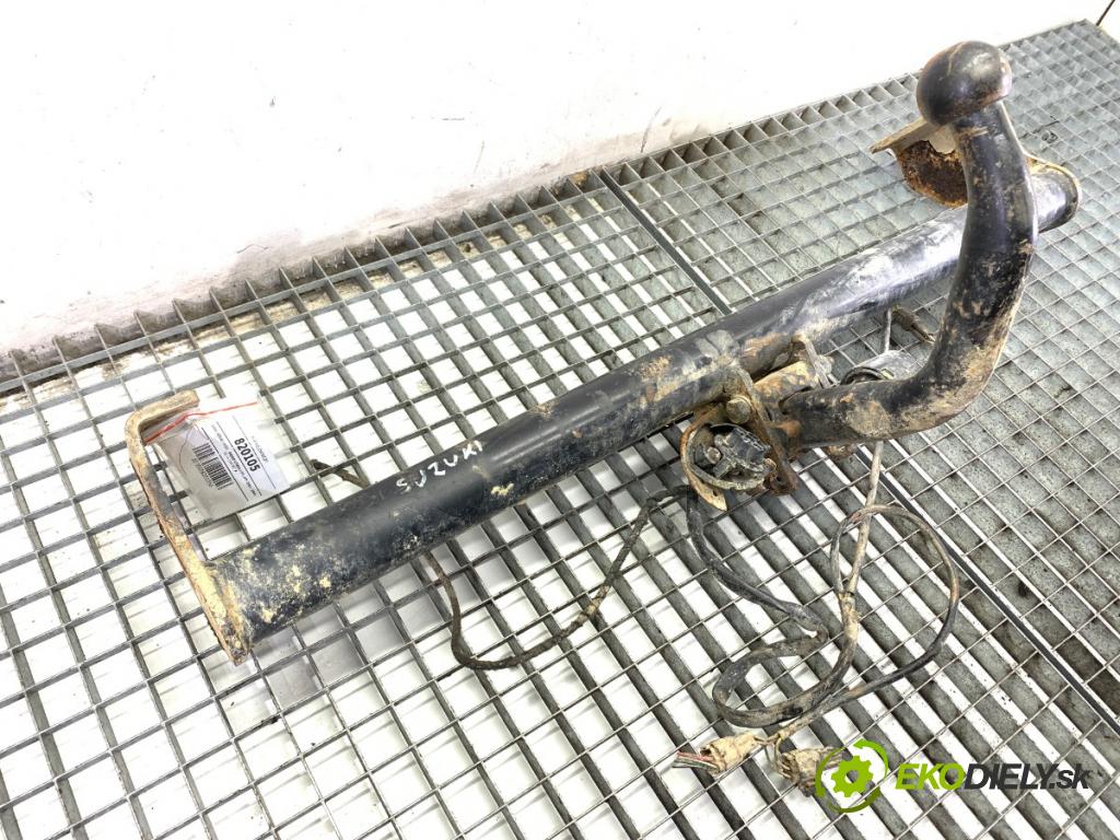 SUZUKI GRAND VITARA I samochód terenowy zamknięty 2001 68 kW 2.0 TD 4x4 (SQ 420D) 1998 Hák tažné zařízení  (Tažné zařízení)